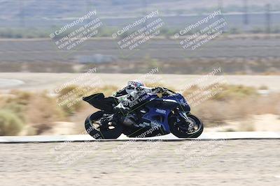 media/Oct-05-2025-CVMA (Sun) [[beeef4f201]]/Race 10-Formula Lightweight Twins Shootout/